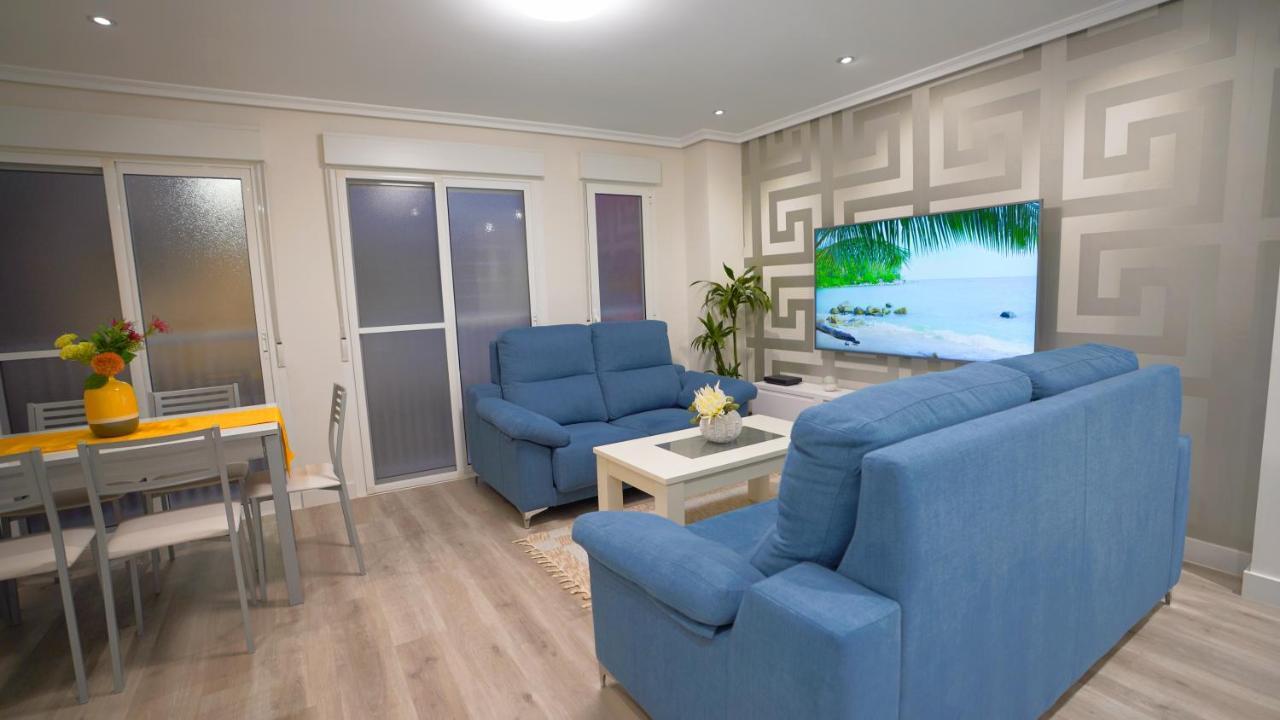 Stylish & Spacious Family Apartment Near Beach & Vibrant Historic Market Alicante Kültér fotó